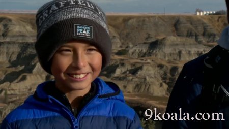 A 12-year-old boy found a 69-million-year-old dinosaur fossil in the Canadian province of Alberta.
